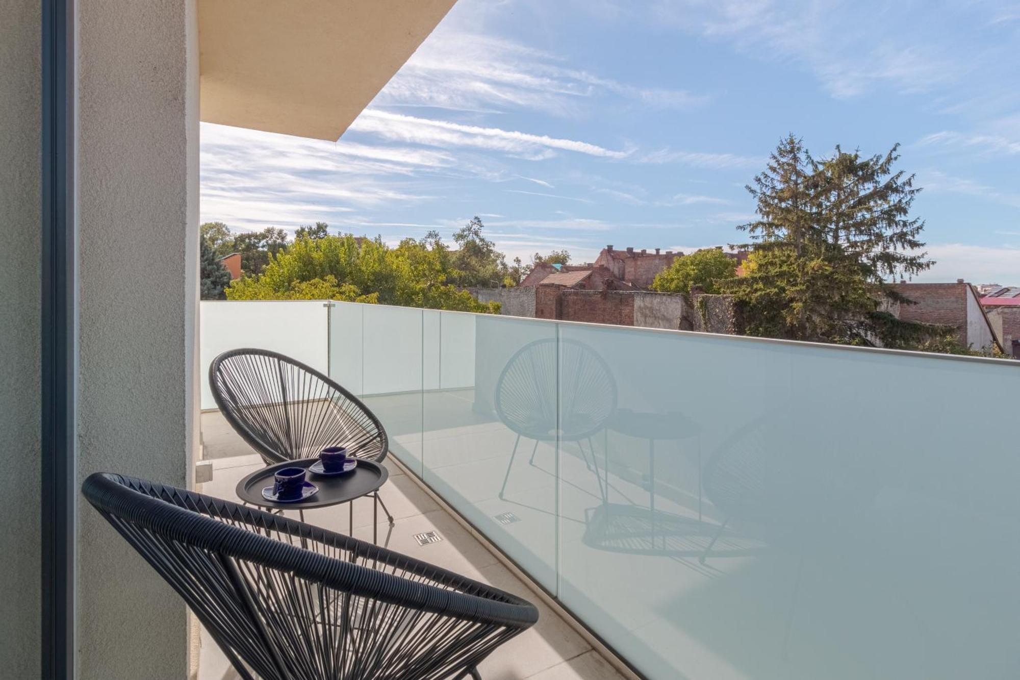 Prime Retreat Near Piata Unirii Διαμέρισμα Oradea Εξωτερικό φωτογραφία